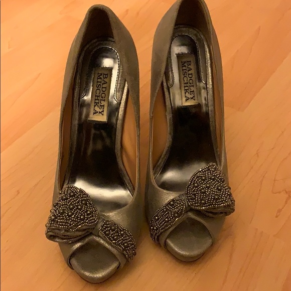 Badgley Mischka - Vonda Pewter Beaded Pumps - Picture 1 of 4